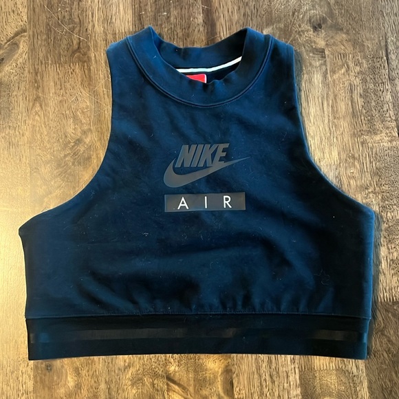 Nike Women’s Athletic Crop Top - Picture 2 of 7